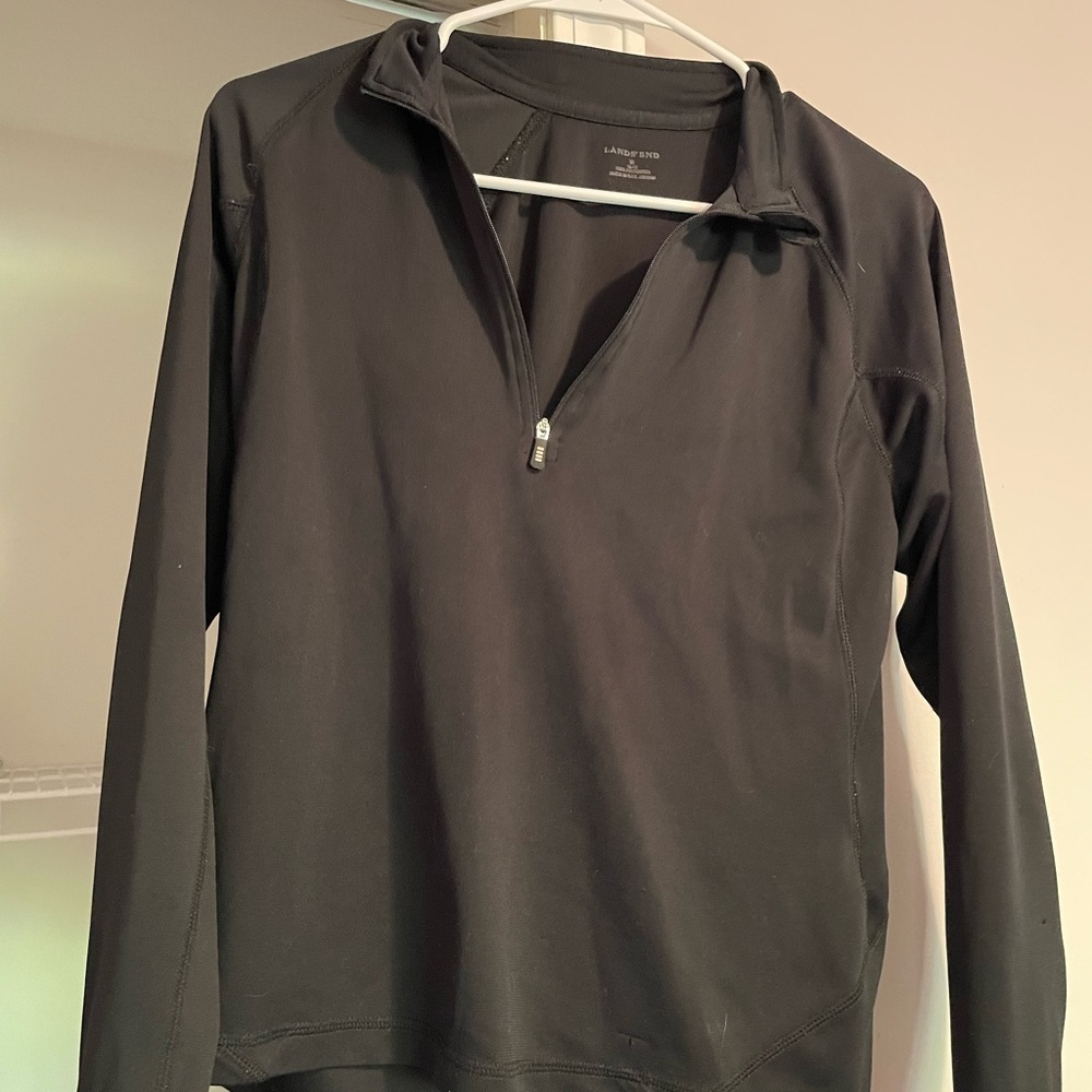 super cute black pullover